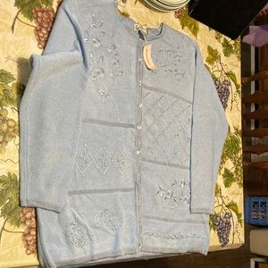 Beautiful dress barn plus size blue button up sweater, excellent new condition